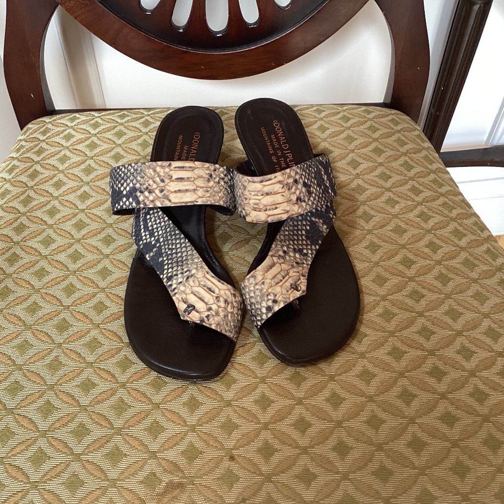 Donald Pliner snakeskin Sandals, short Heel